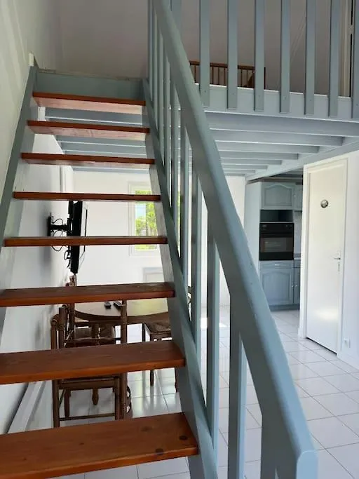 弗雷埃勒Maison Vacances别墅 度假居 弗雷埃勒